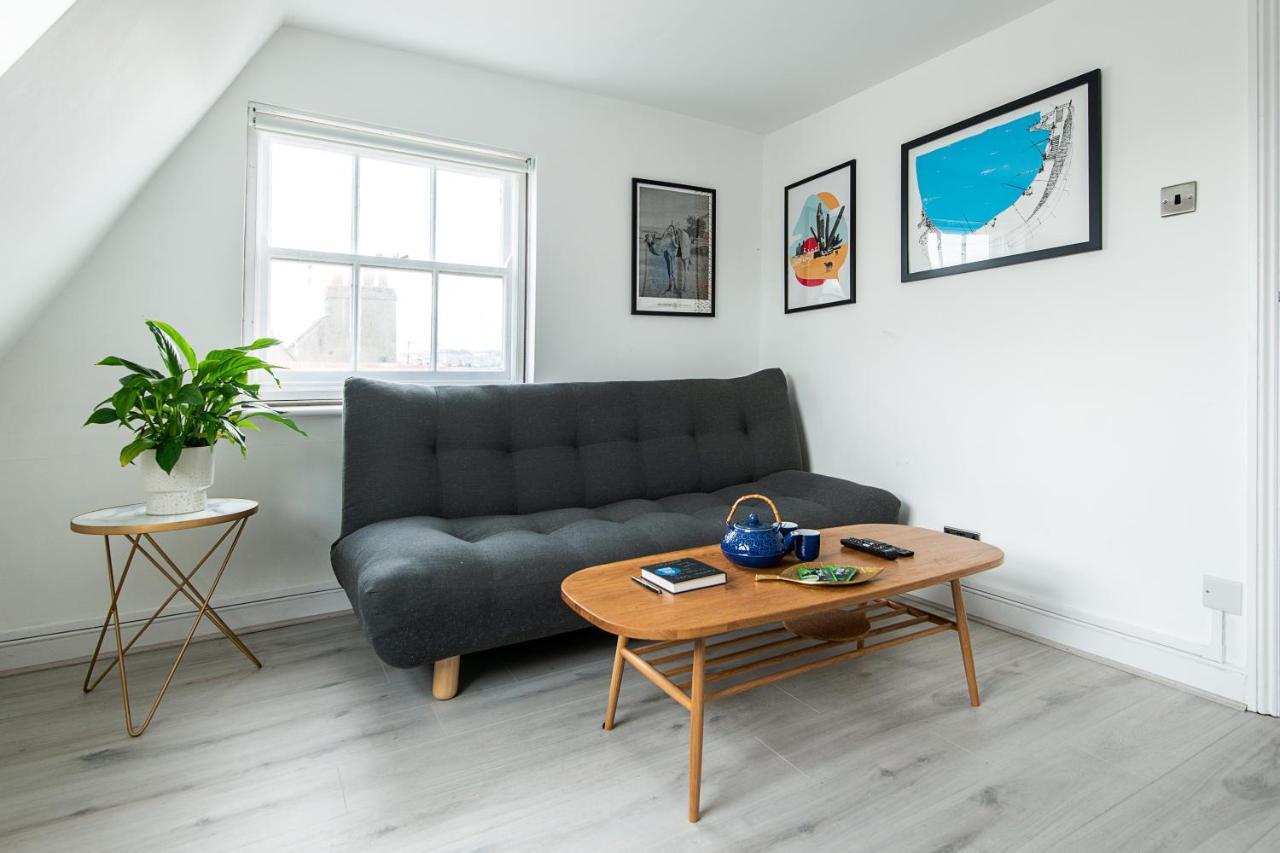 ברייטון Central One-Bedroom, 99 Steps To The Sea מראה חיצוני תמונה