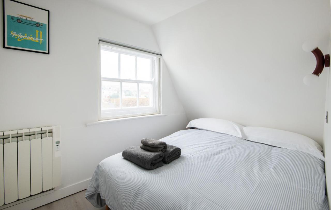 ברייטון Central One-Bedroom, 99 Steps To The Sea מראה חיצוני תמונה