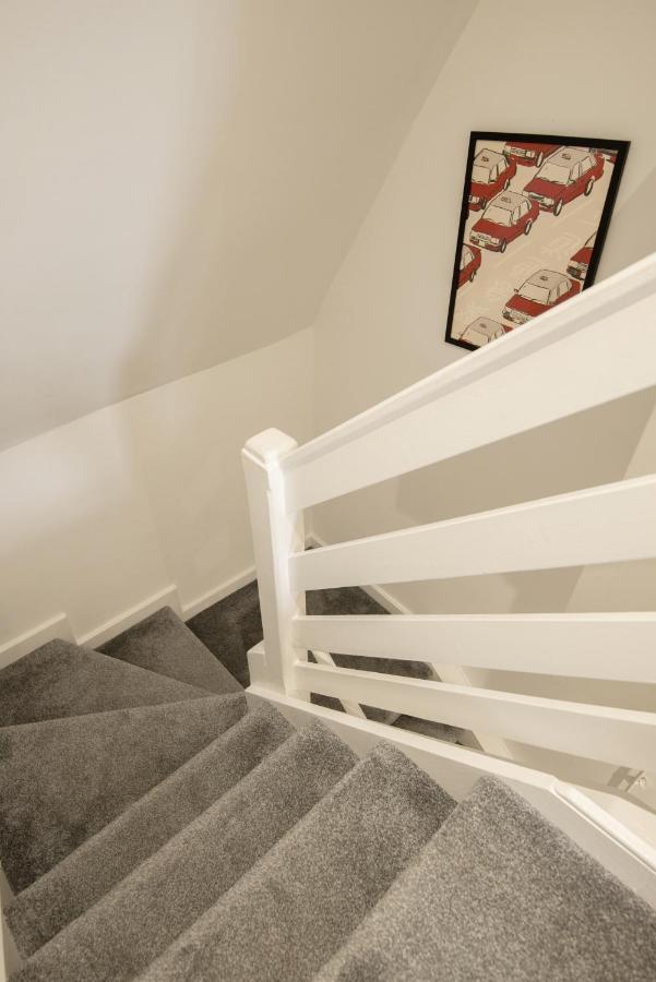ברייטון Central One-Bedroom, 99 Steps To The Sea מראה חיצוני תמונה
